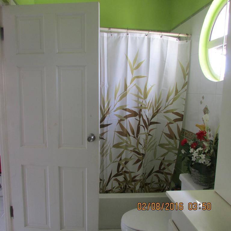 Ferienwohnung Spectacular Ocean View Retreat Saint James Exterior foto