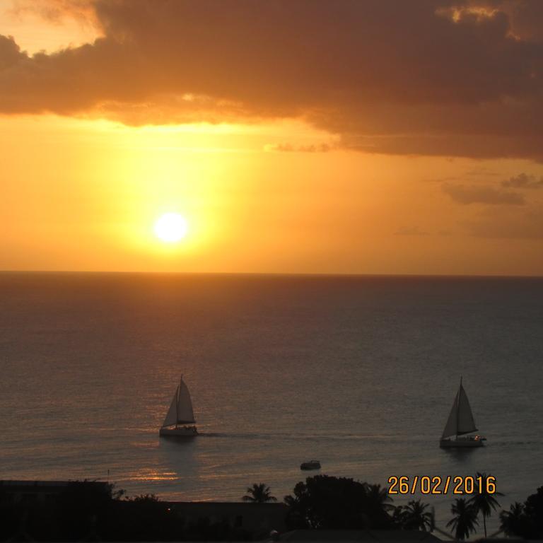 Ferienwohnung Spectacular Ocean View Retreat Saint James Exterior foto
